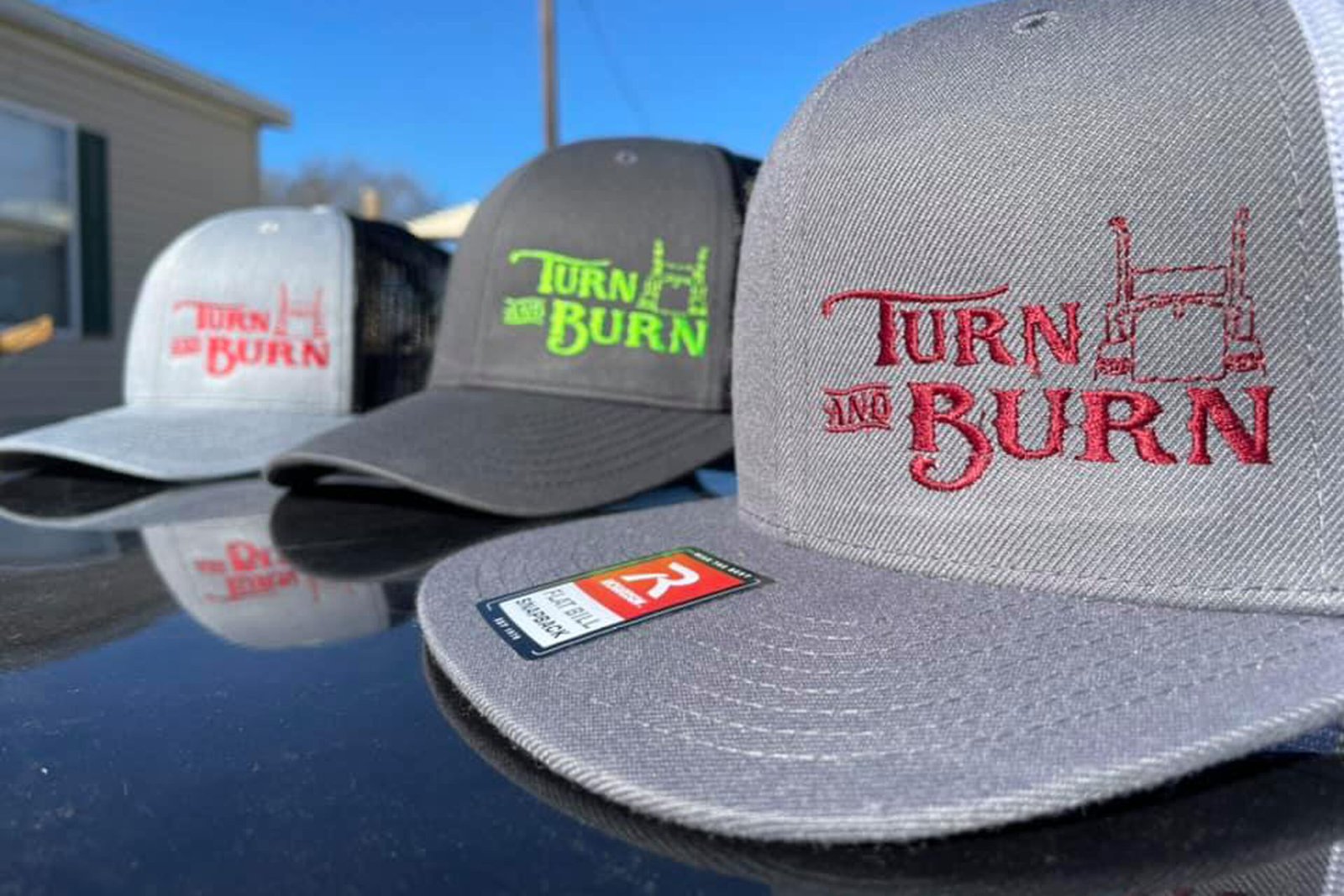 female doctor using mobile phone play social media in office.